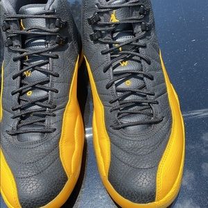 Jordan 12 University Gold
